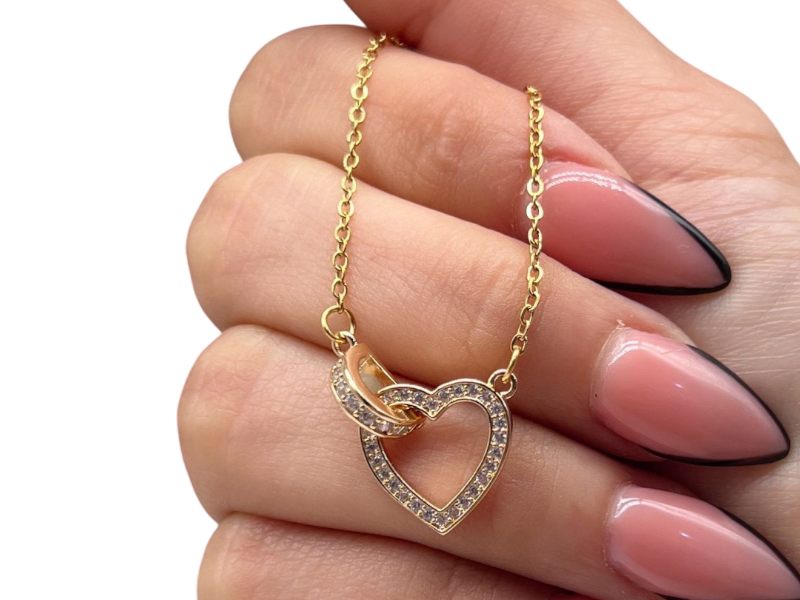 Золотое колье с бриллиантами 1