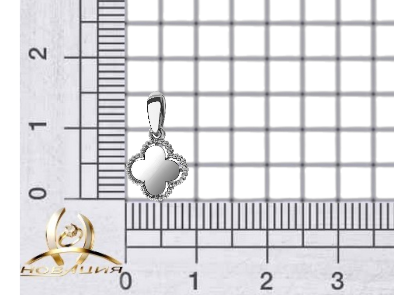 Золотая подвеска в виде клевера 2