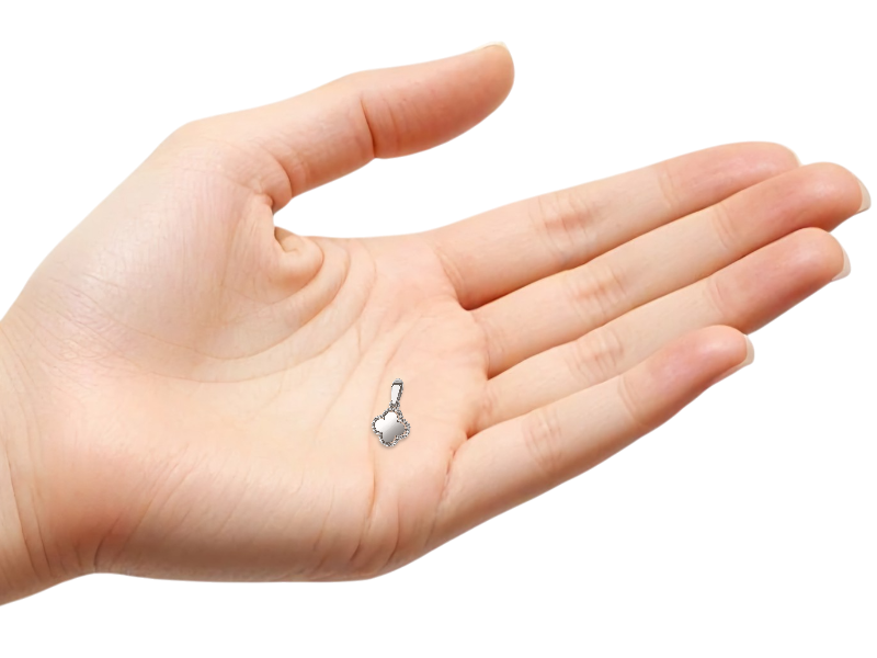 Золотая подвеска в виде клевера 1