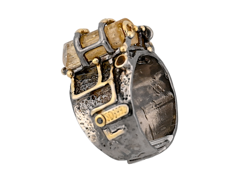 Кольцо "Солнечная капсула" 1