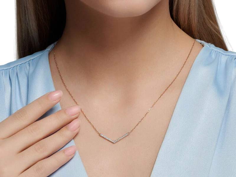 Золотое колье с бриллиантами 1